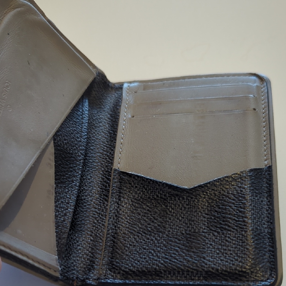 Louis Vuitton Black and Gray Card Holder